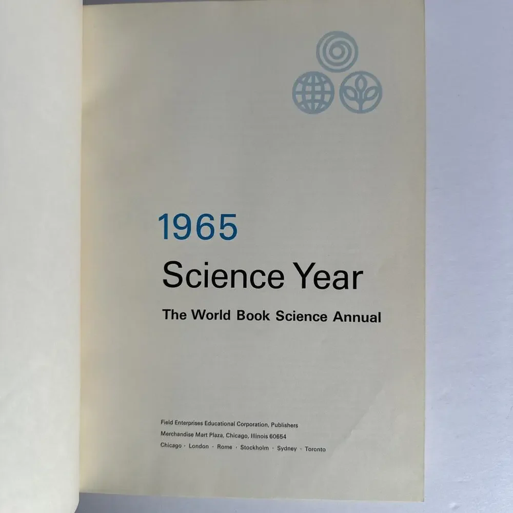 Vintage 1965 Science Year- The World Book Science Annual Excellent Condition